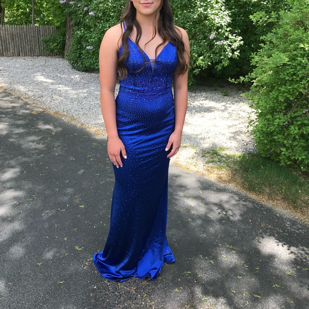 Prom Dress - Picture 2 of 7
